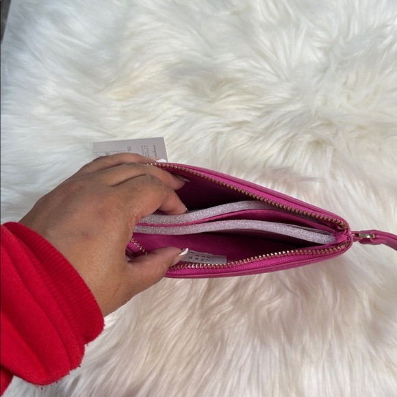 A New Day Pink Wristlet - Picture 4 of 6